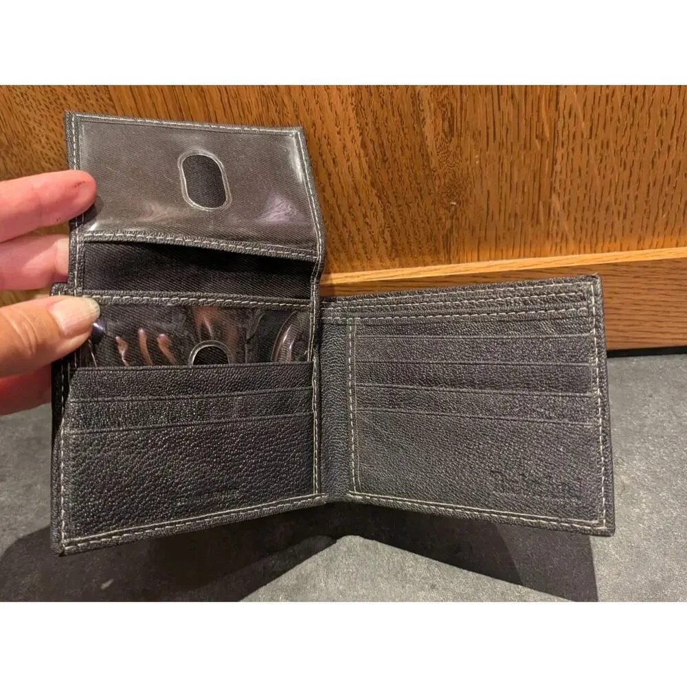 Timberland Men's Black Genuine Leather RFID Bi-Fold Passcase Wallet